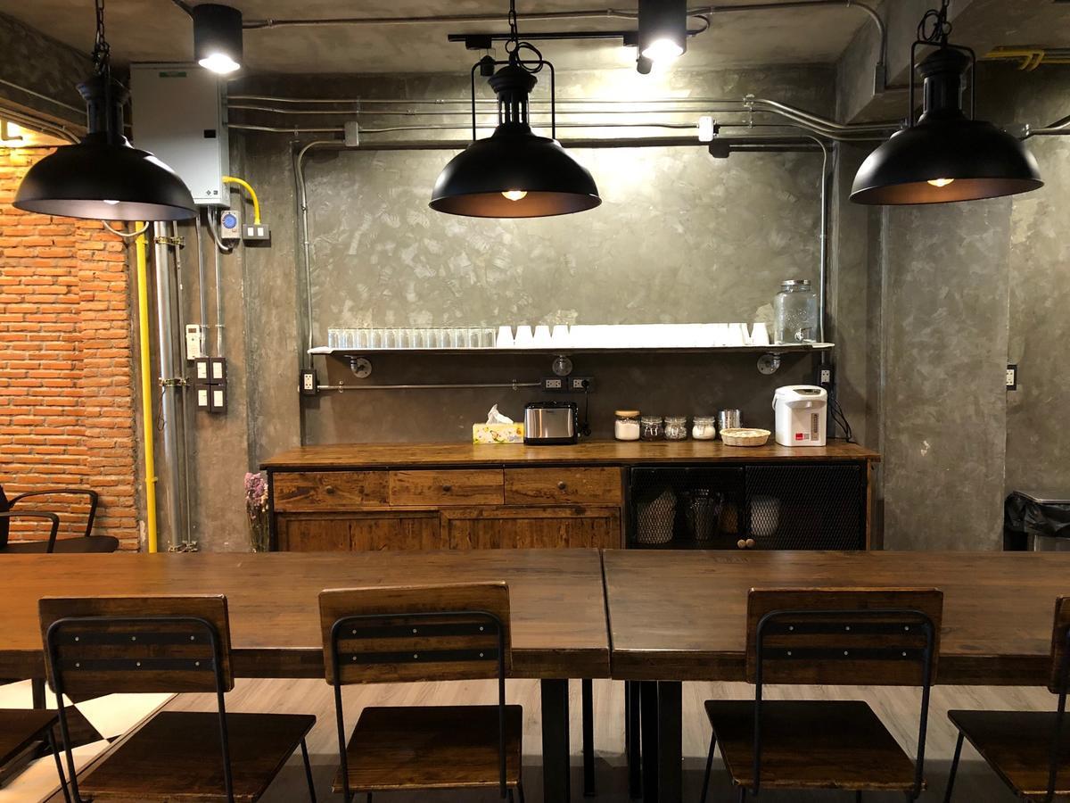 Sleepover Hostel Ban Bang Khwang Kültér fotó
