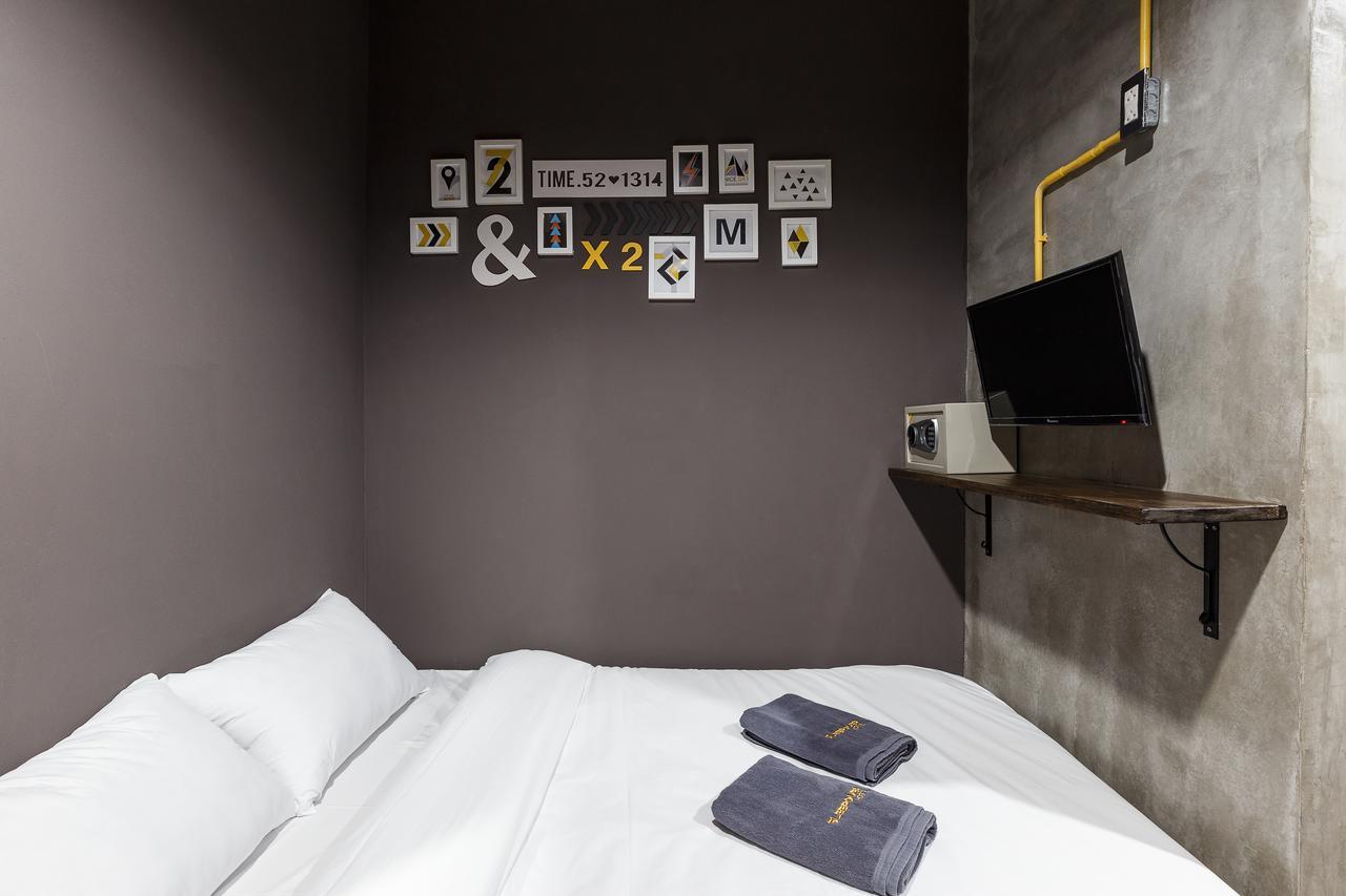 Sleepover Hostel Ban Bang Khwang Kültér fotó